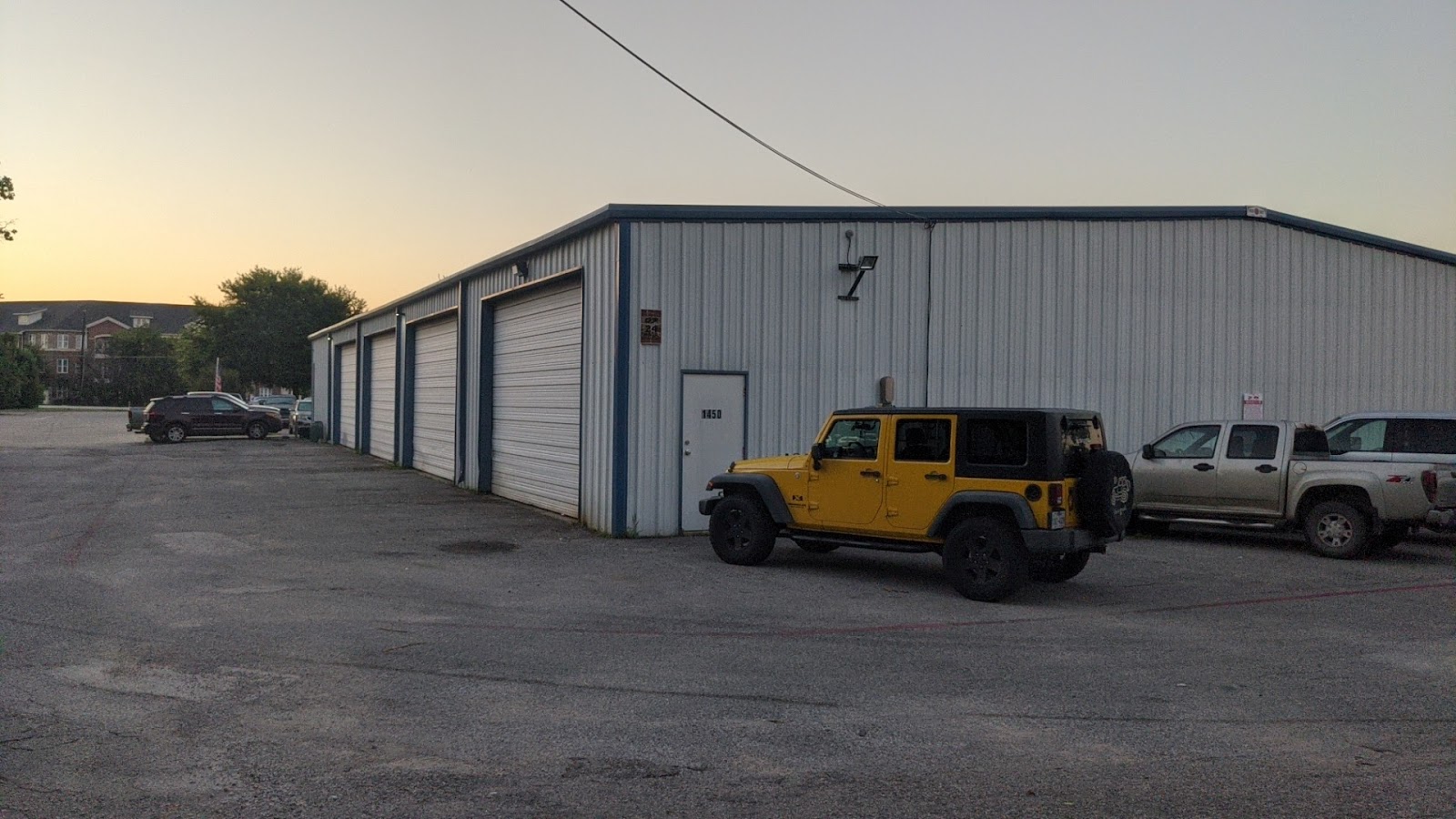 Jack's Brake & Alignment shop on West River Drive, Davenport, Iowa